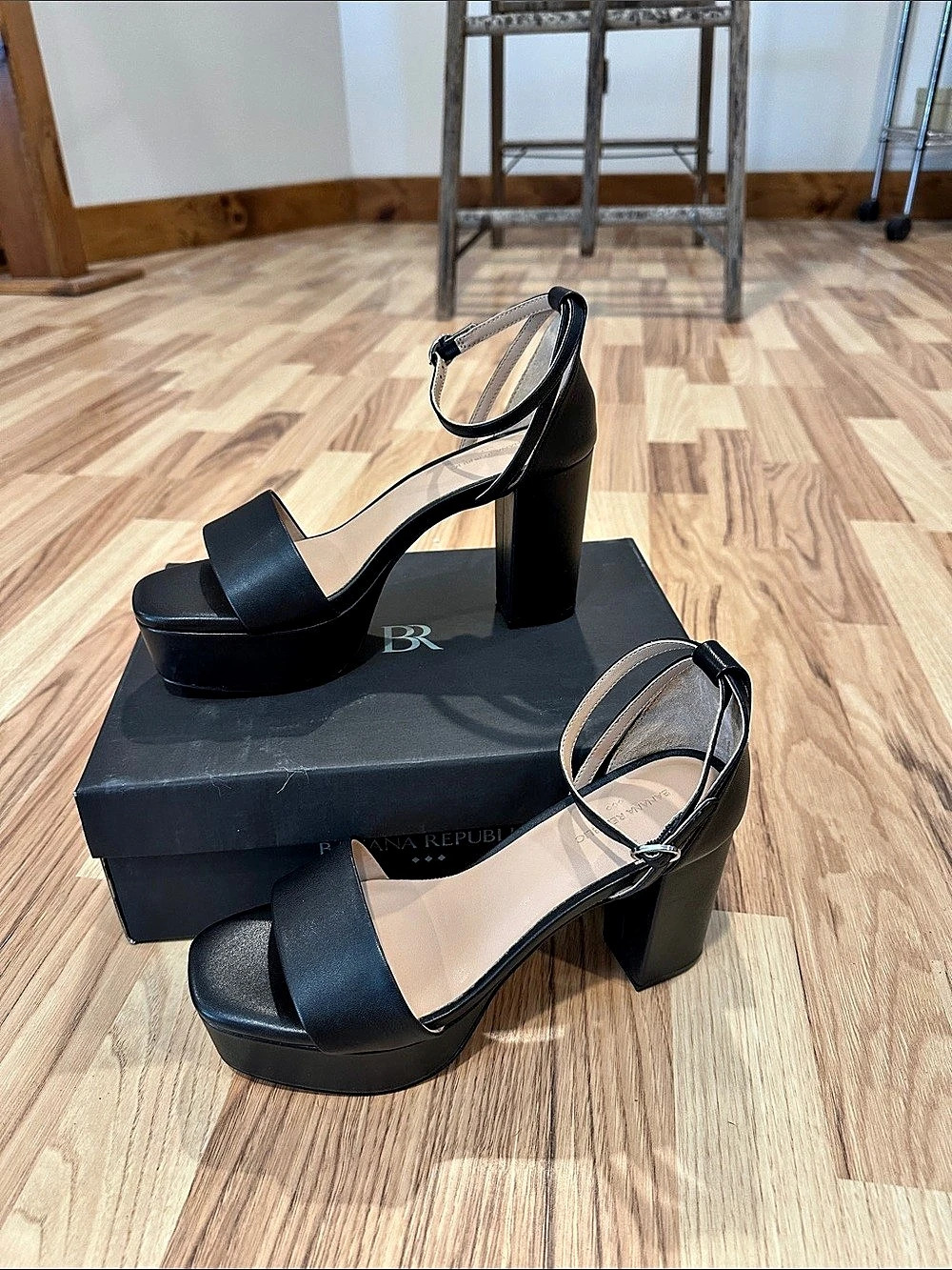 Banana Republic Platform Ankle-Strap Heels in Black NWT